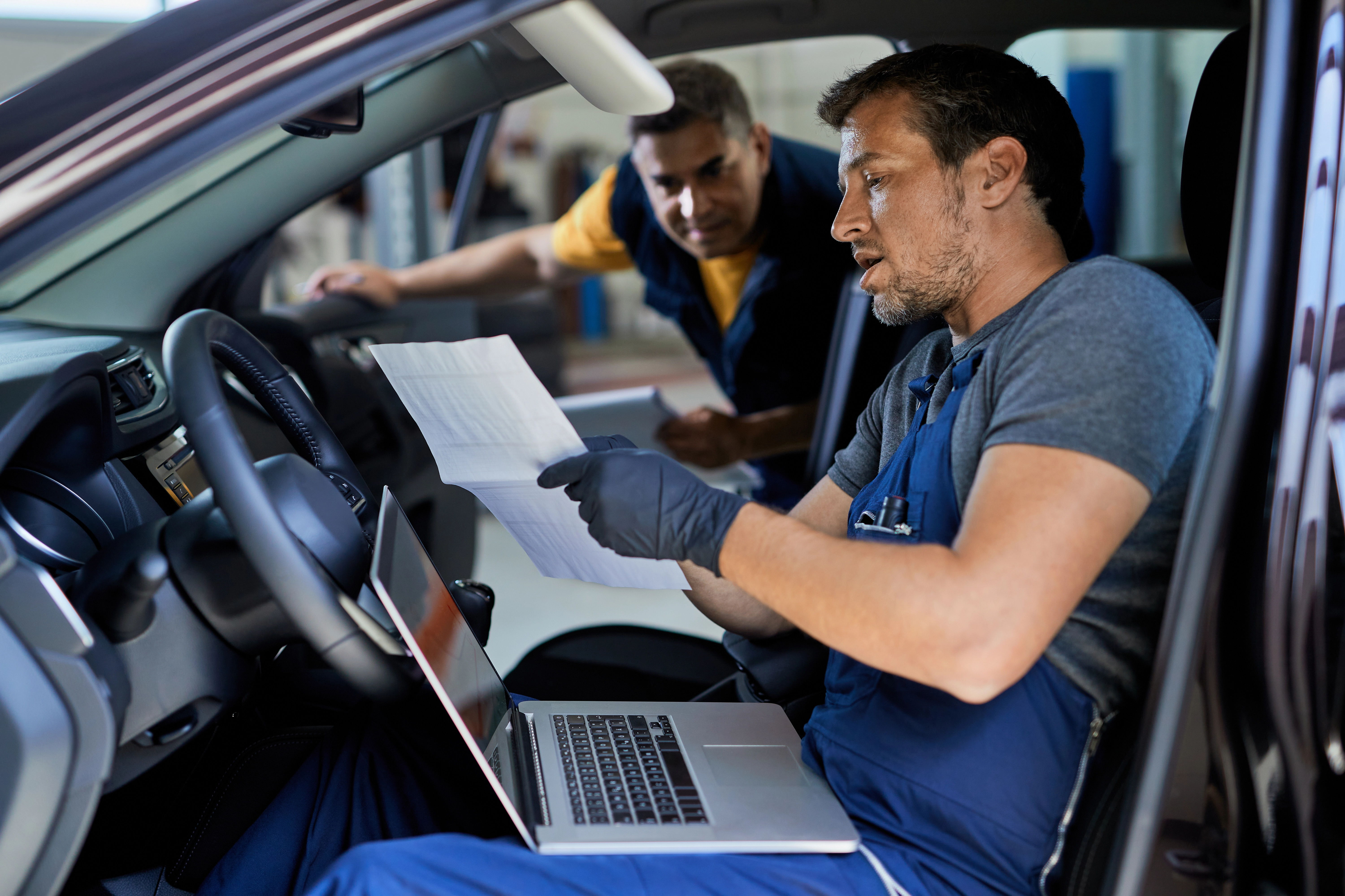 TÜV Service KFZ Meisterwerkstatt Boxenstopp